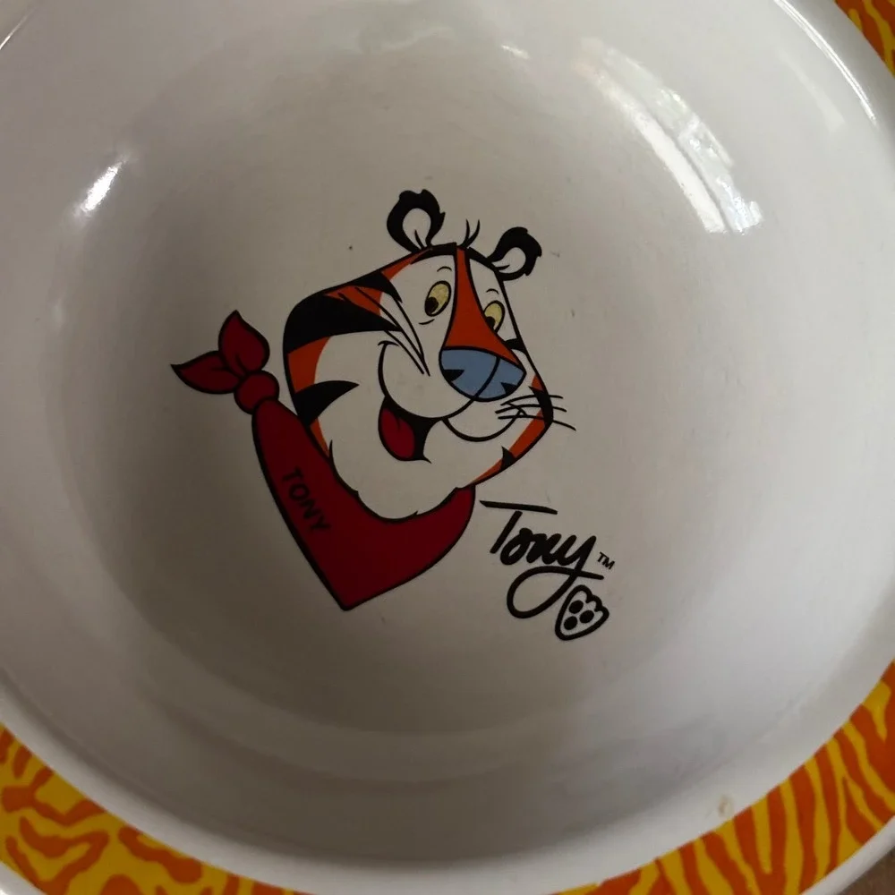 Kellogg's Tony the Tiger Cereal Bowl 2002 Houston Harvest Orange Stripe Rim 6.5